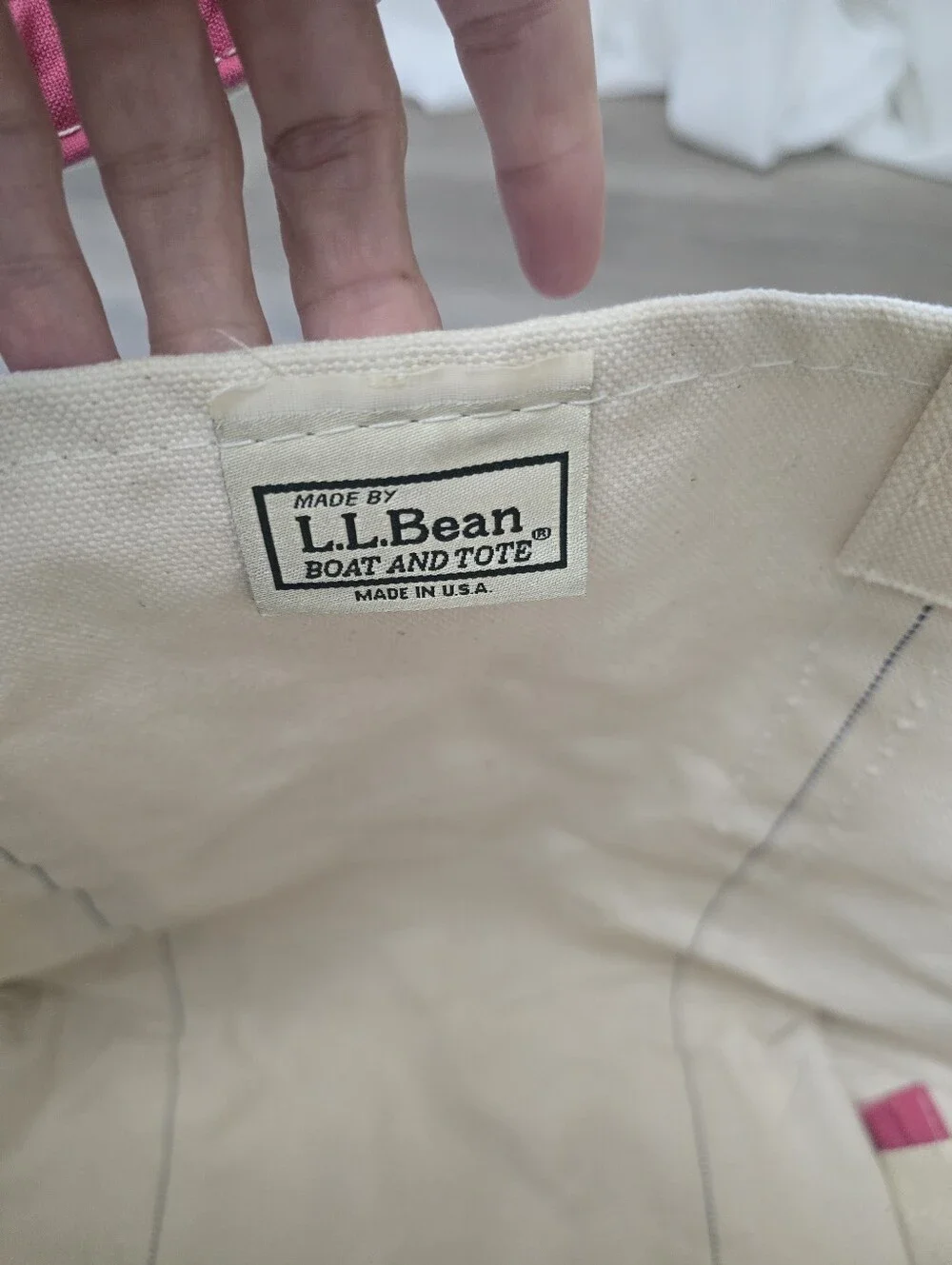 L.L.Bean Boat and Tote bag in a medium size pink trim Fisherman Nautical Boat - Picture 4 of 10